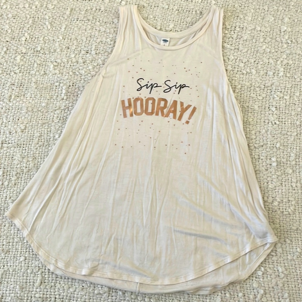 Flowy, Sip Sip Hooray tank